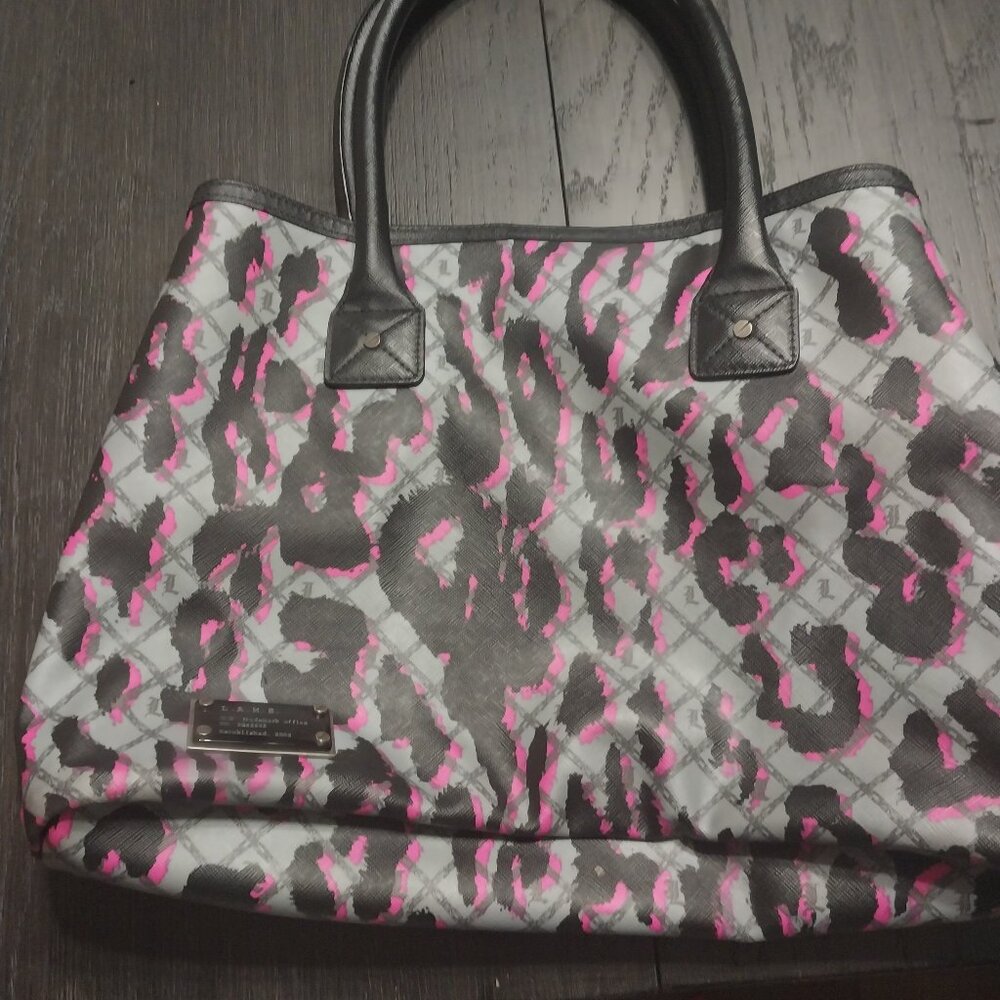 L.A.M.B. Graffiti by Gwen Stefani Tote handbag LEOPARD!